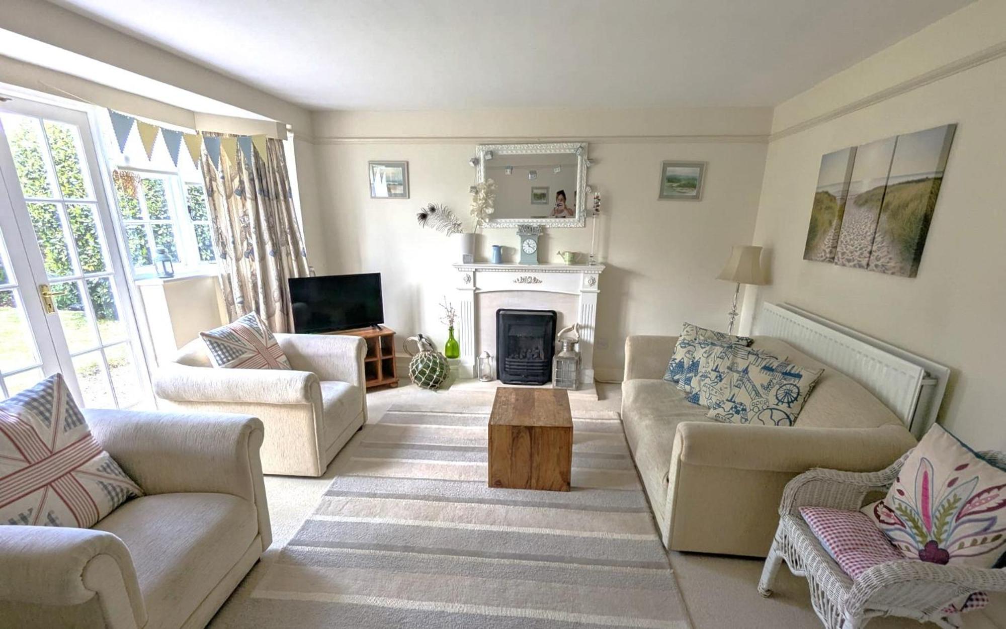 Georgian 2 Bedroom Apartment In Chichester With Free Parking - Chichester Holiday Properties Exterior foto